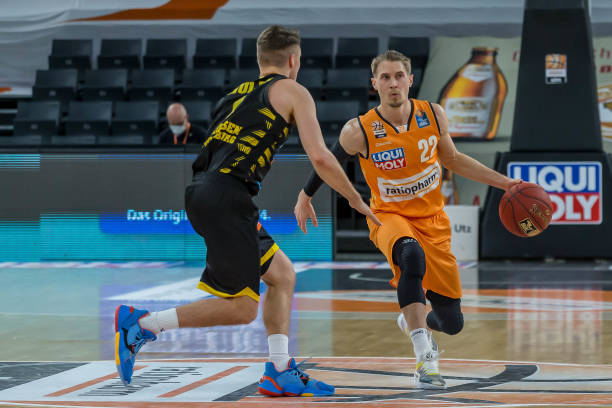 过多的换防 过多的换防